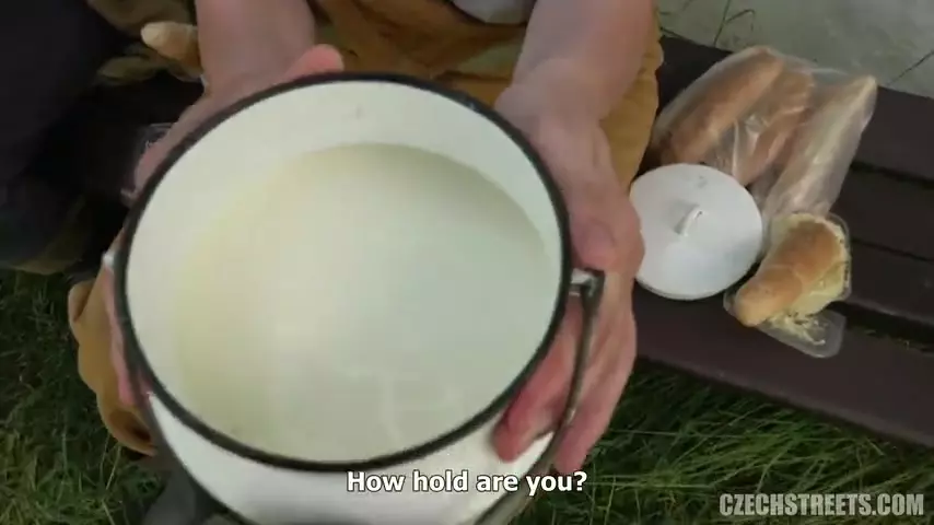 Ginger Mi i Aleya Sun ujeżdżają wielkie kutasy