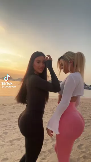 Latynoski - Latina Latino