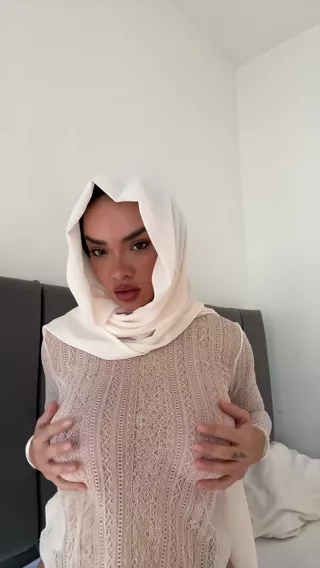 Cycki - Angel Hott Big Tits